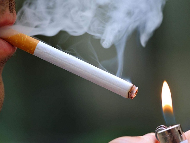 Tại sao khói thuốc lá gây viêm xoang mũi