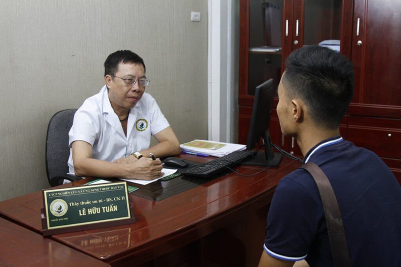 BS Lê Hữu Tuấn – Nguyên Phó giám đốc phụ trách chuyên môn bệnh viện YHCT Trung ương đánh giá cao về bài thuốc Nam gia truyền Đỗ Minh Đường chữa viêm xoang