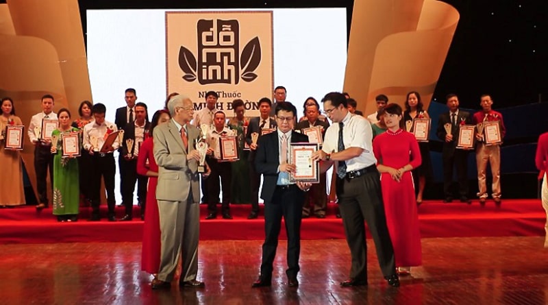 Nhà thuốc Đỗ Minh Đường là đơn vị được giới chuyên gia và người tiêu dùng đánh giá cao về chất lượng chữa viêm xoang